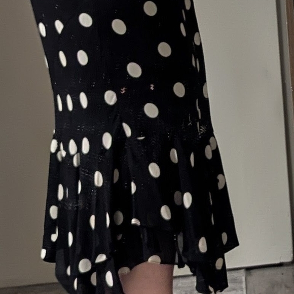 Lola Black and Ivory Dress 8 - Picture 4 of 8